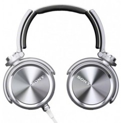 Sony MDR-XB910