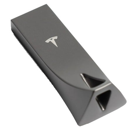 Tesla USB Drive 128GB